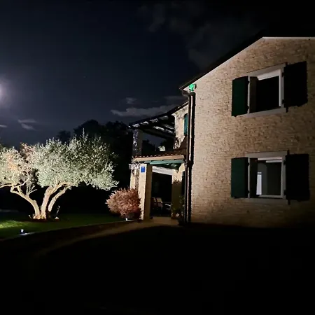 Apartments Villa Sotlar With Pool Umag Exterior photo