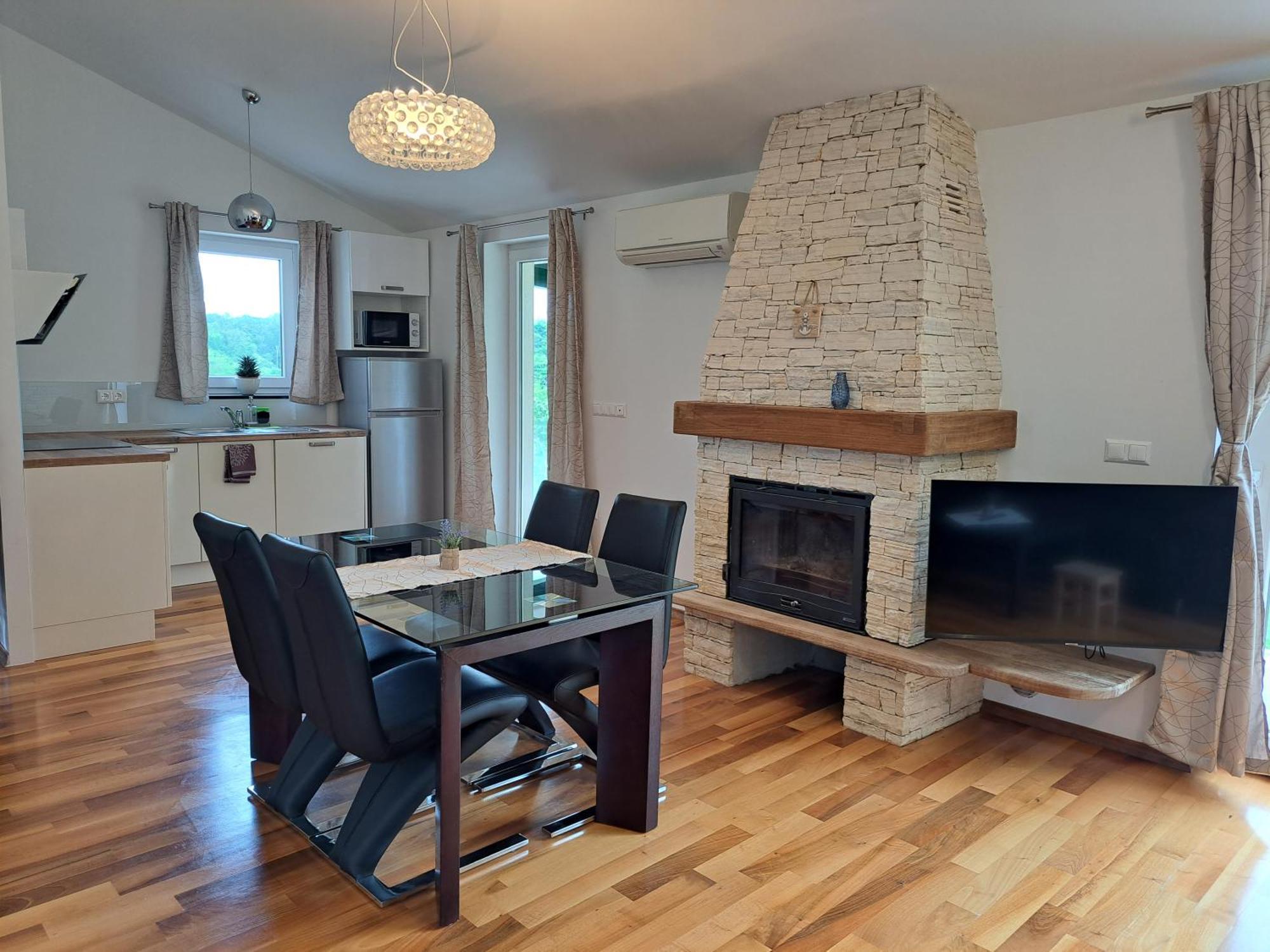 Sotlar With Pool Apartment *